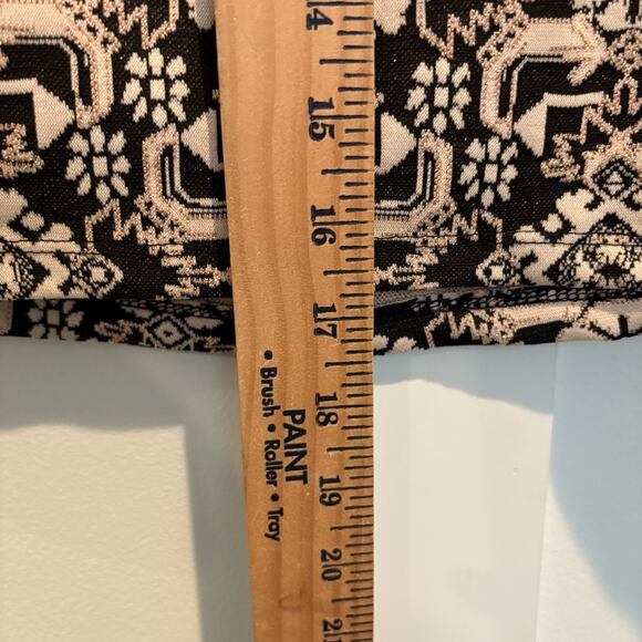 Xhilaration Mini Skirt Women Medium Gold Black Geometric Lined Metallic Brocade - Picture 5 of 9